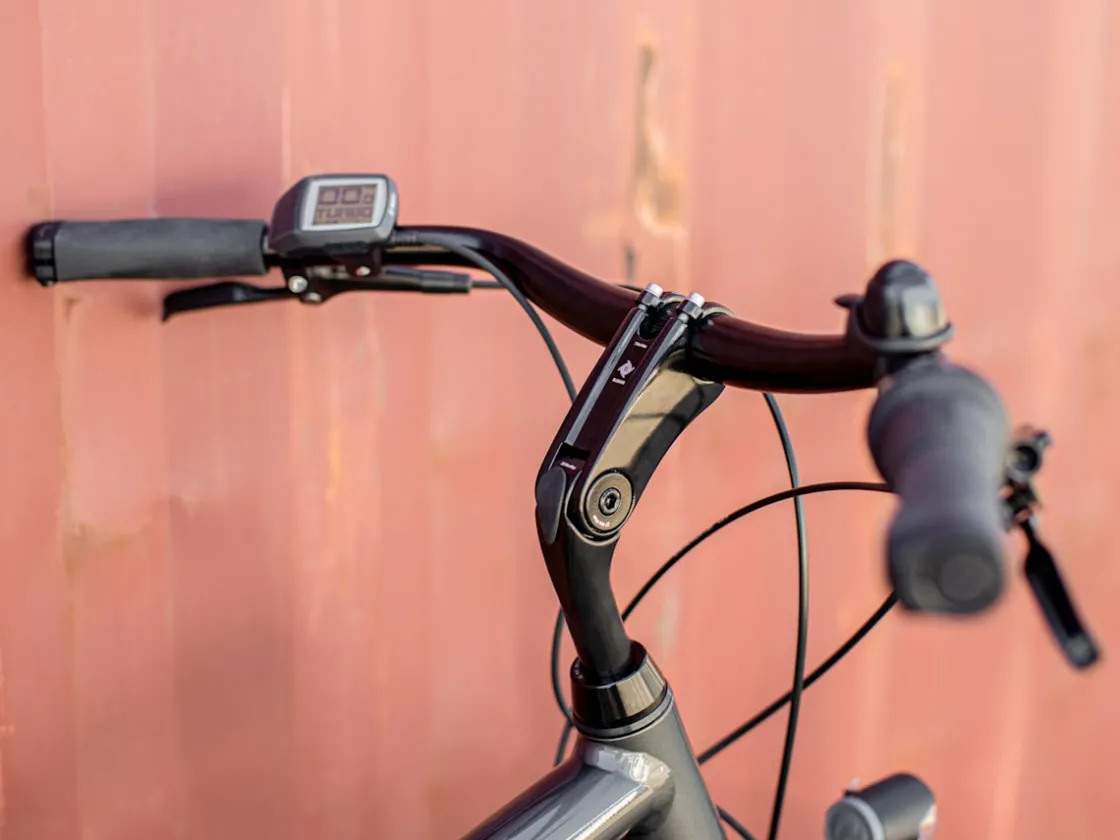 Trek Bikes Kaupunkipyörät – Arki Kaupungissa | Kaupunkipyörät – Sähköavusteinen*District+ 1