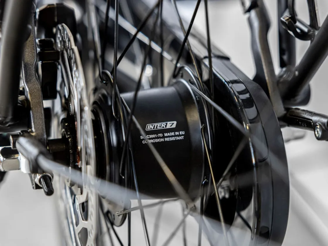 Trek Bikes Kaupunkipyörät – Arki Kaupungissa | Kaupunkipyörät – Sähköavusteinen*District+ 3 Lowstep